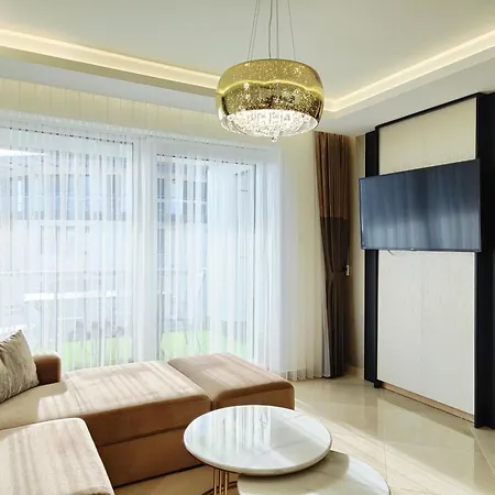 Royal Liberty Apartment